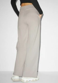 Pantalones Deportivos - Light Beige -Clockhouse Ventas 057c27f31f7b450098af873c80e64224