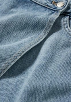 Shorts Vaqueros - Denim Light Blue 7 Shorts Vaqueros - Denim Light Blue -Clockhouse Ventas 38610d477def446b84ebc0bf8b0c3d43