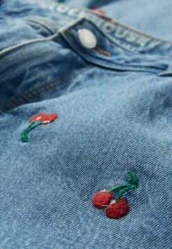 Vaqueros Slim Fit - Denim-Light Blue 15 Vaqueros Slim Fit - Denim-Light Blue -Clockhouse Ventas 3afeb171bce44229857bd4023fa3af85