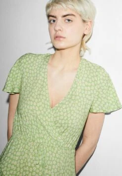 Vestido Informal - Light Green -Clockhouse Ventas 3f2cc152cdde4fdc960ff70625691260