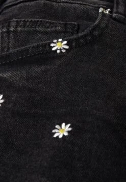 Shorts Vaqueros - Denim Dark Gray -Clockhouse Ventas 4d8a15af06ad43219128888e665b3e04