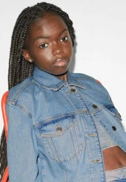 Chaqueta Vaquera - Denim Light Blue 12 Chaqueta Vaquera - Denim Light Blue -Clockhouse Ventas 5924e903fdea45b286f4bfe2ca0d04bb