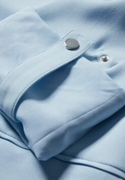 Abrigo Corto - Light Blue -Clockhouse Ventas 5ba0a1d2184b4a4ebf648be28adf36e0