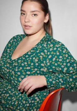 Vestido Informal - Green -Clockhouse Ventas 76683bb170ff4cb99c2e8d1fc3e54544