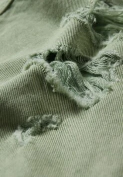 Shorts Vaqueros - Light Green -Clockhouse Ventas 85a11bdf35df499197727ea37800efff