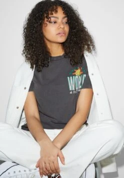 Camiseta Estampada - Gray -Clockhouse Ventas 8bf04dc40bc34500b4676a7f1979f8d1