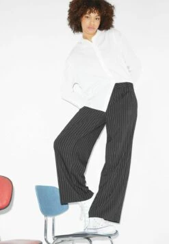 Pantalones - Black -Clockhouse Ventas 8eda372a47fb46008b3418ddfac89aa1