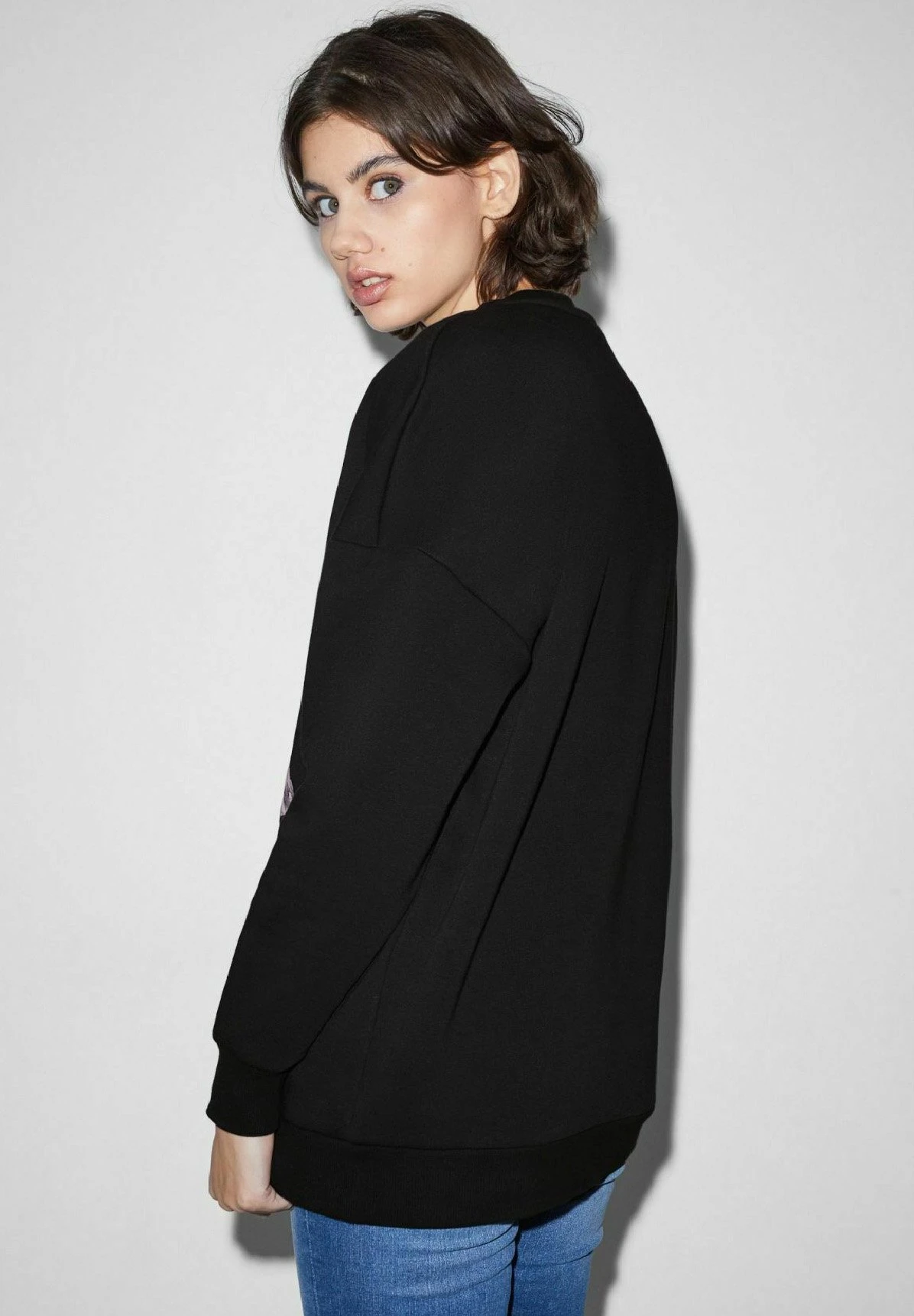 Billie Eilish - Sudadera - Black 4 Billie Eilish - Sudadera - Black - Imagen 2