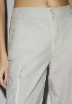 Pantalones Cargo - White -Clockhouse Ventas d95917c62934446dab16c3c7b5046191