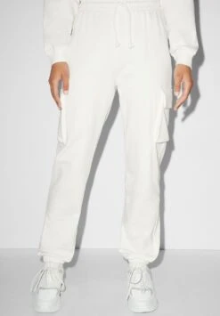 Pantalones Deportivos - Cremewhite
